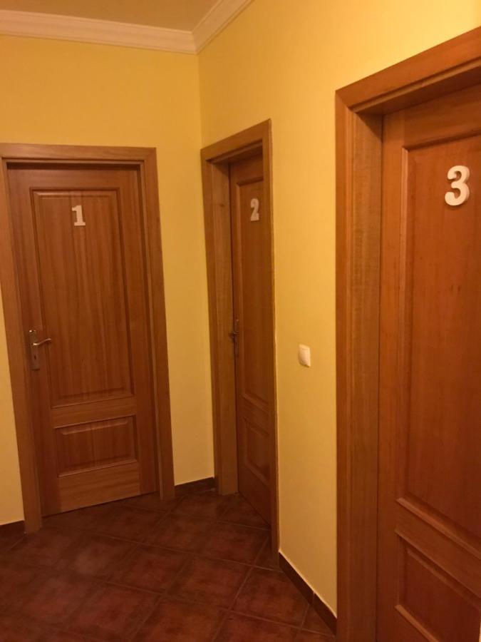 Lagos Royal Rooms And Suites Bagian luar foto