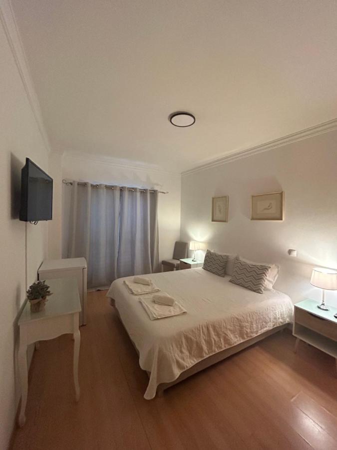 Lagos Royal Rooms And Suites Bagian luar foto