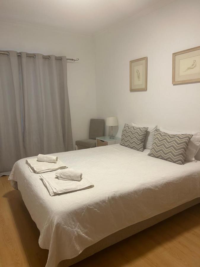 Lagos Royal Rooms And Suites Bagian luar foto